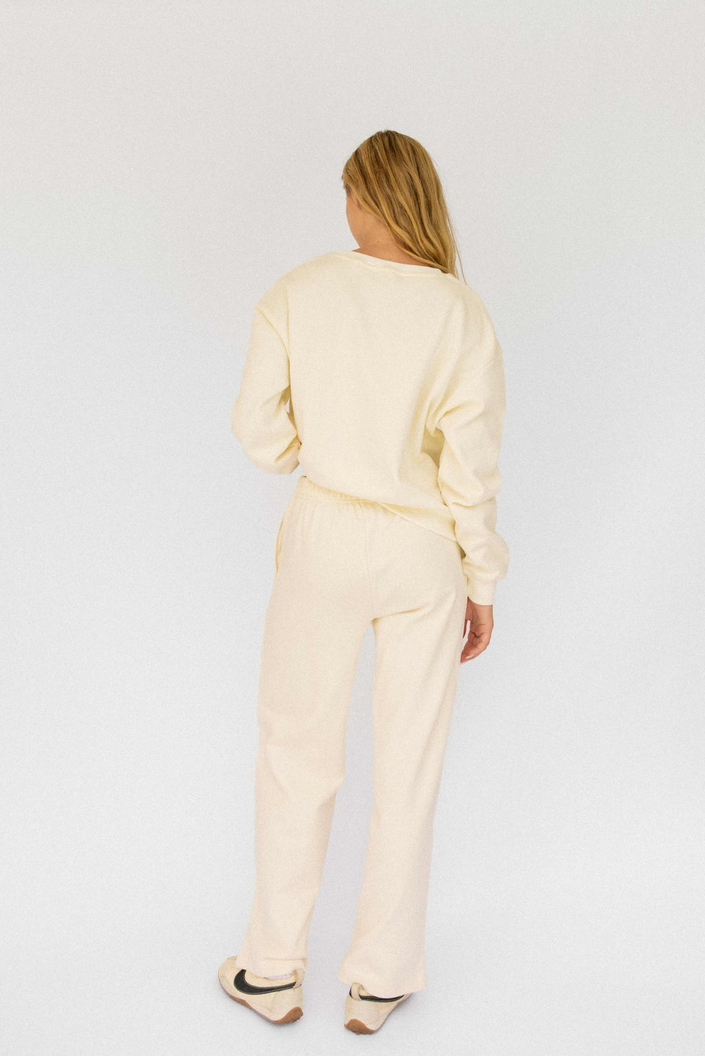 Signature Crewneck Straight Pant Set