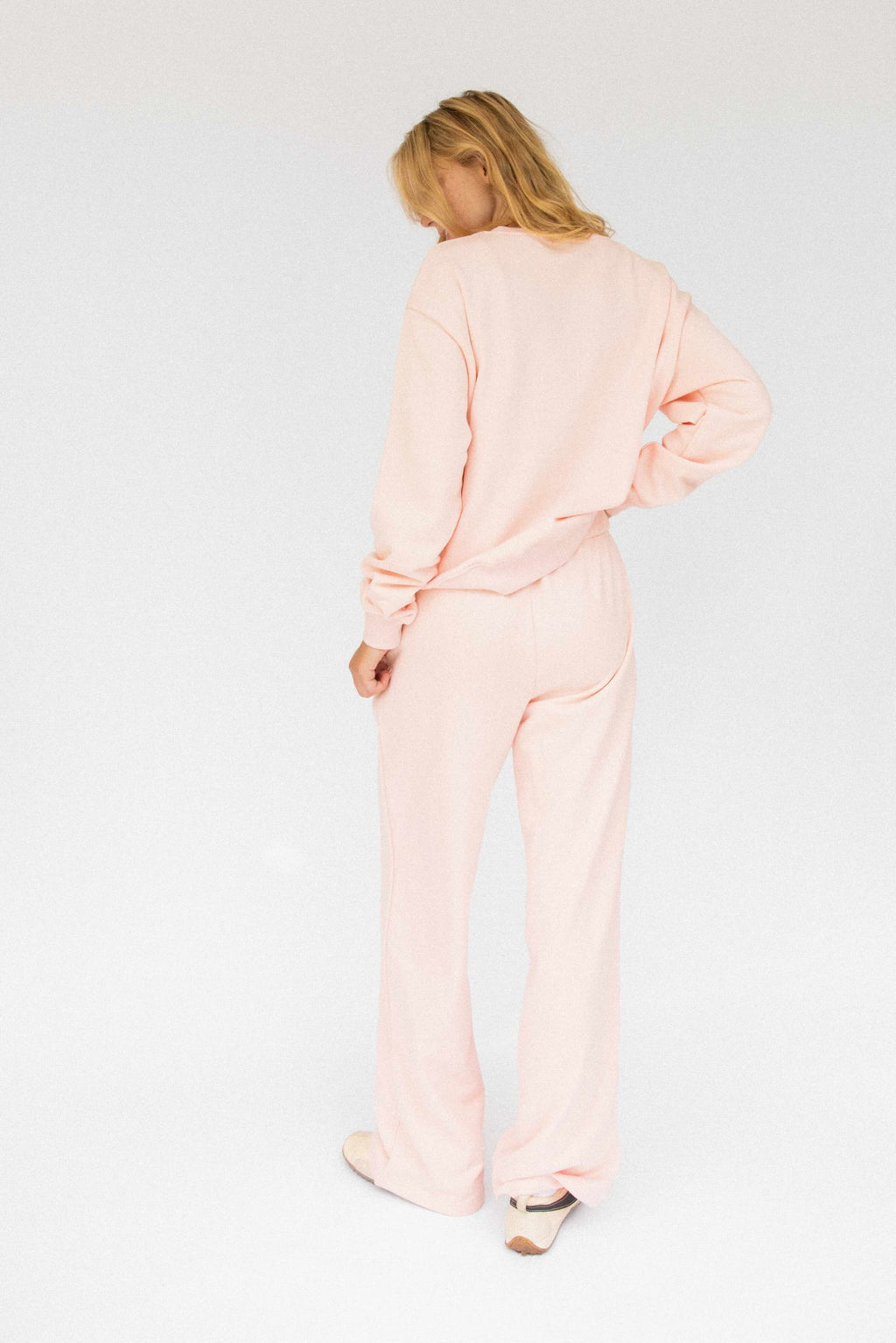 Signature Crewneck Straight Pant Set
